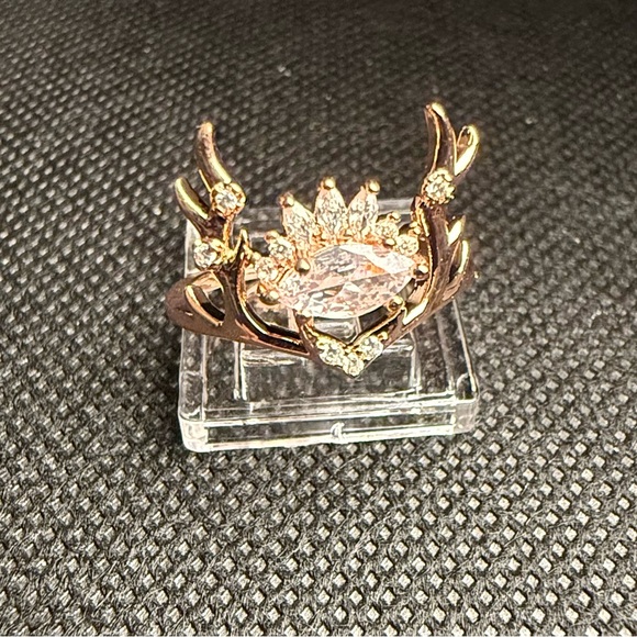 New Rose Gold Antler Crown Ring: Fantasy-Inspired Statement Jewelry, Size 8 - Picture 5 of 5